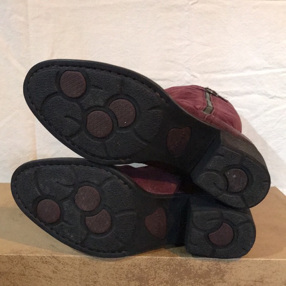 Born Fannar Burgundy Distressed - Picture 5 of 6